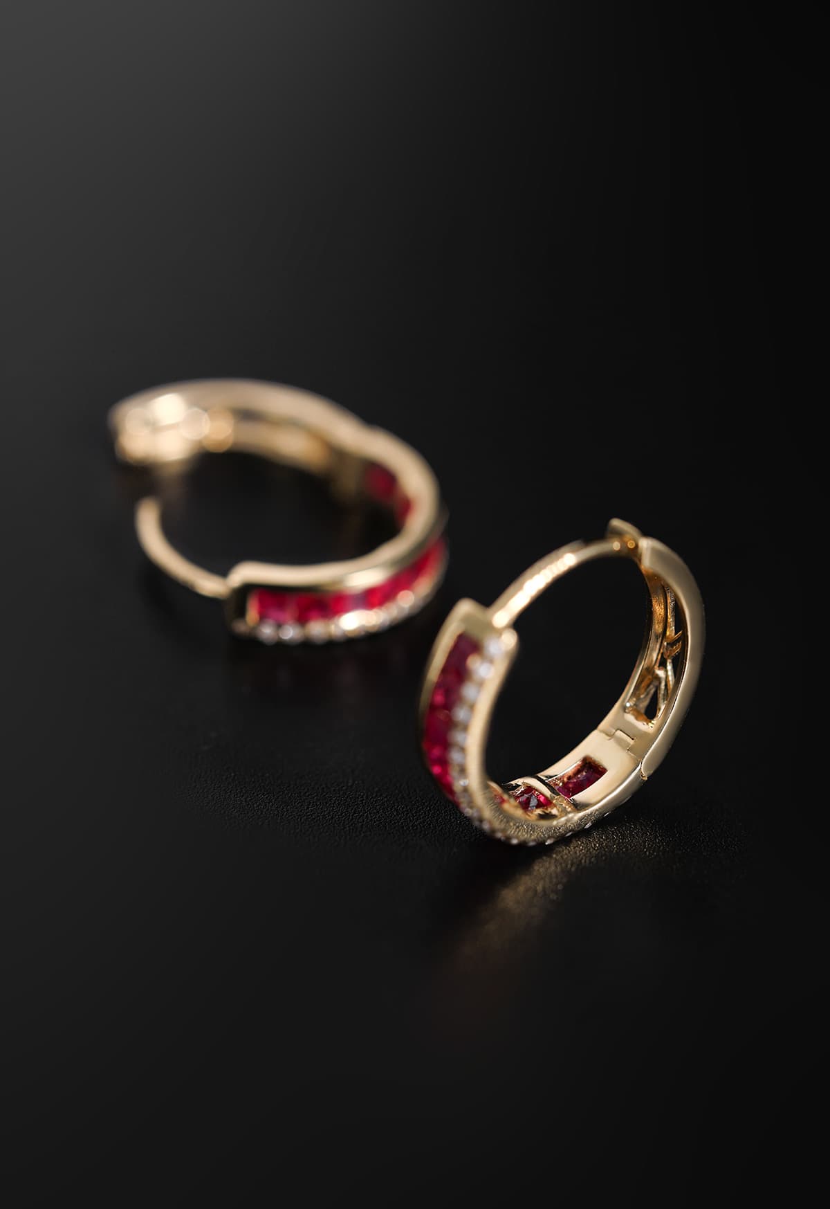 輝く情熱のフープイヤリング　パワーストーン アクセサリー 