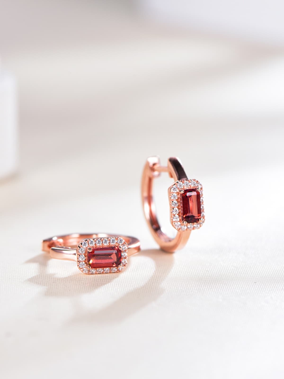 情熱の赤石 華やかフープイヤリングパワーストーン アクセサリー 