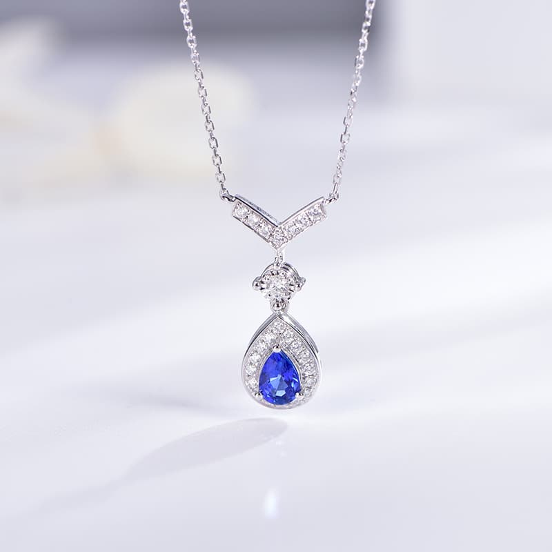 天空の雫 サファイア ネックレス　パワーストーン アクセサリー 