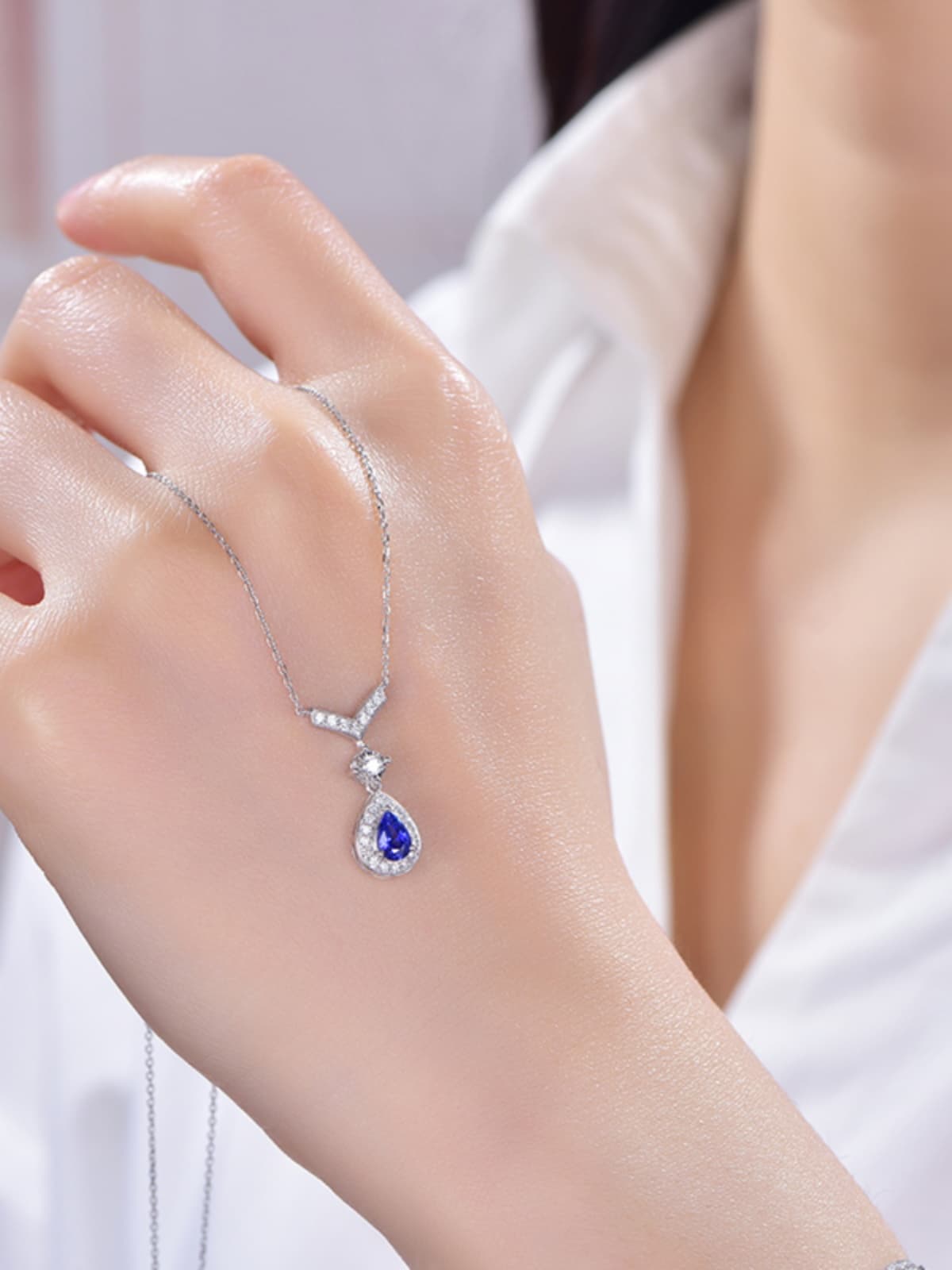 天空の雫 サファイア ネックレス　パワーストーン アクセサリー 