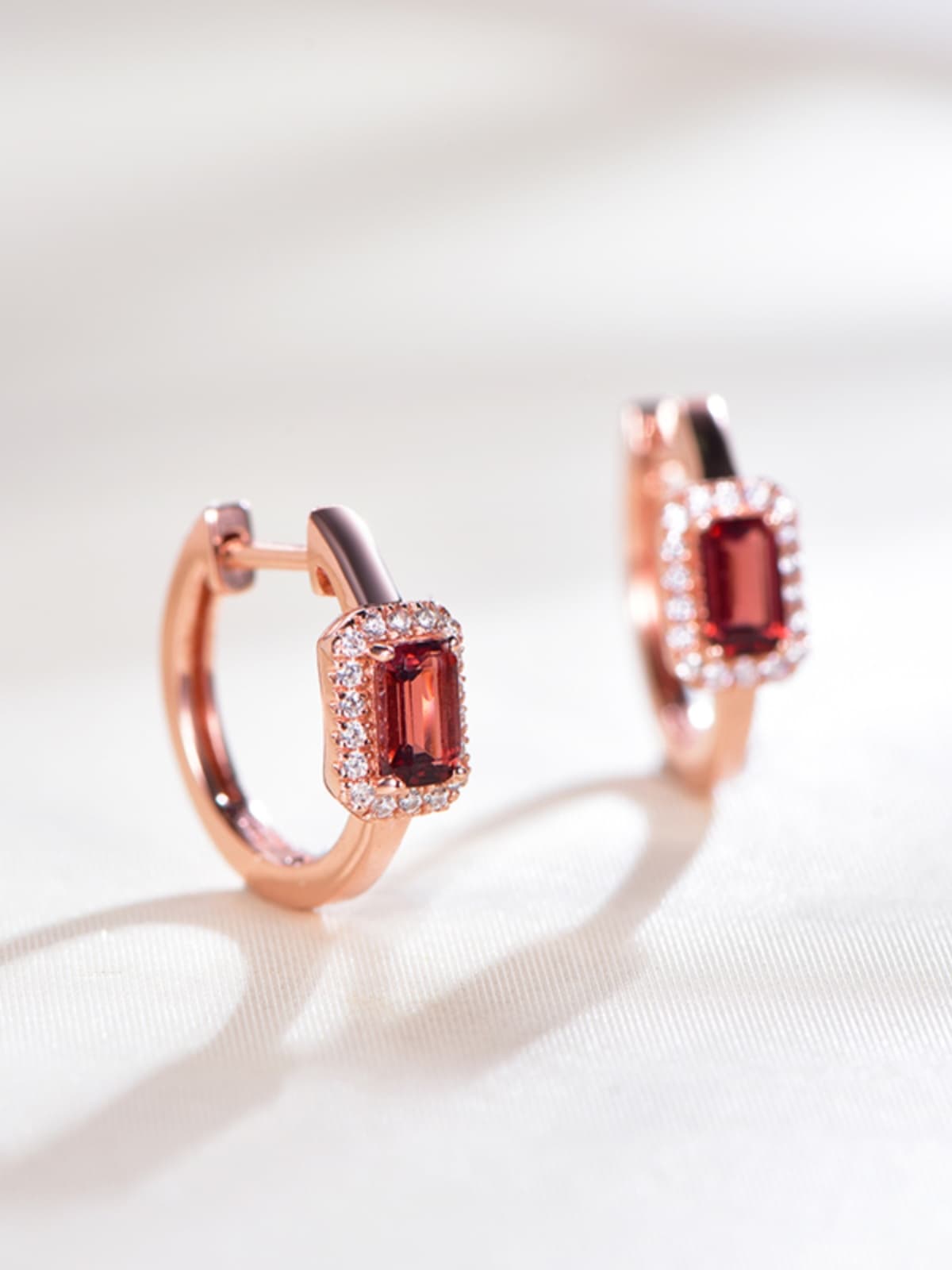 情熱の赤石 華やかフープイヤリングパワーストーン アクセサリー 