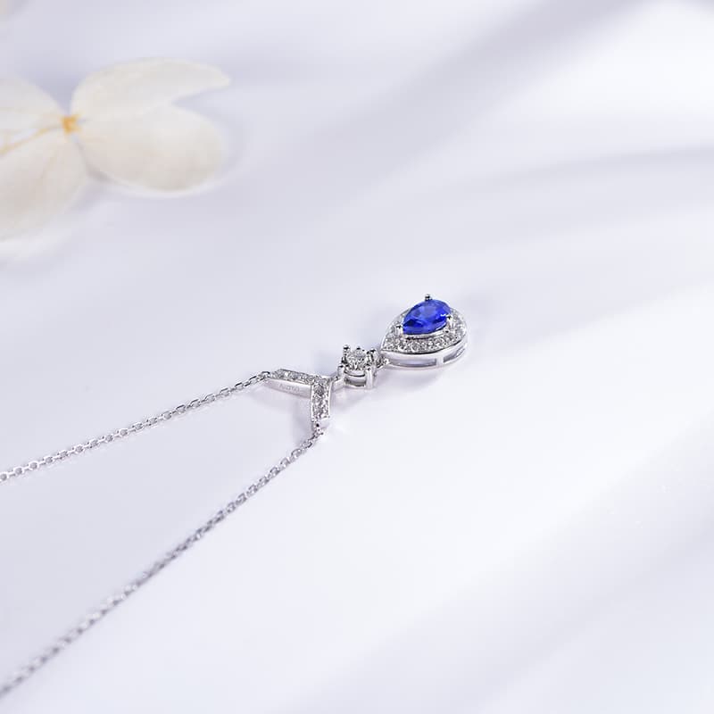 天空の雫 サファイア ネックレス　パワーストーン アクセサリー 