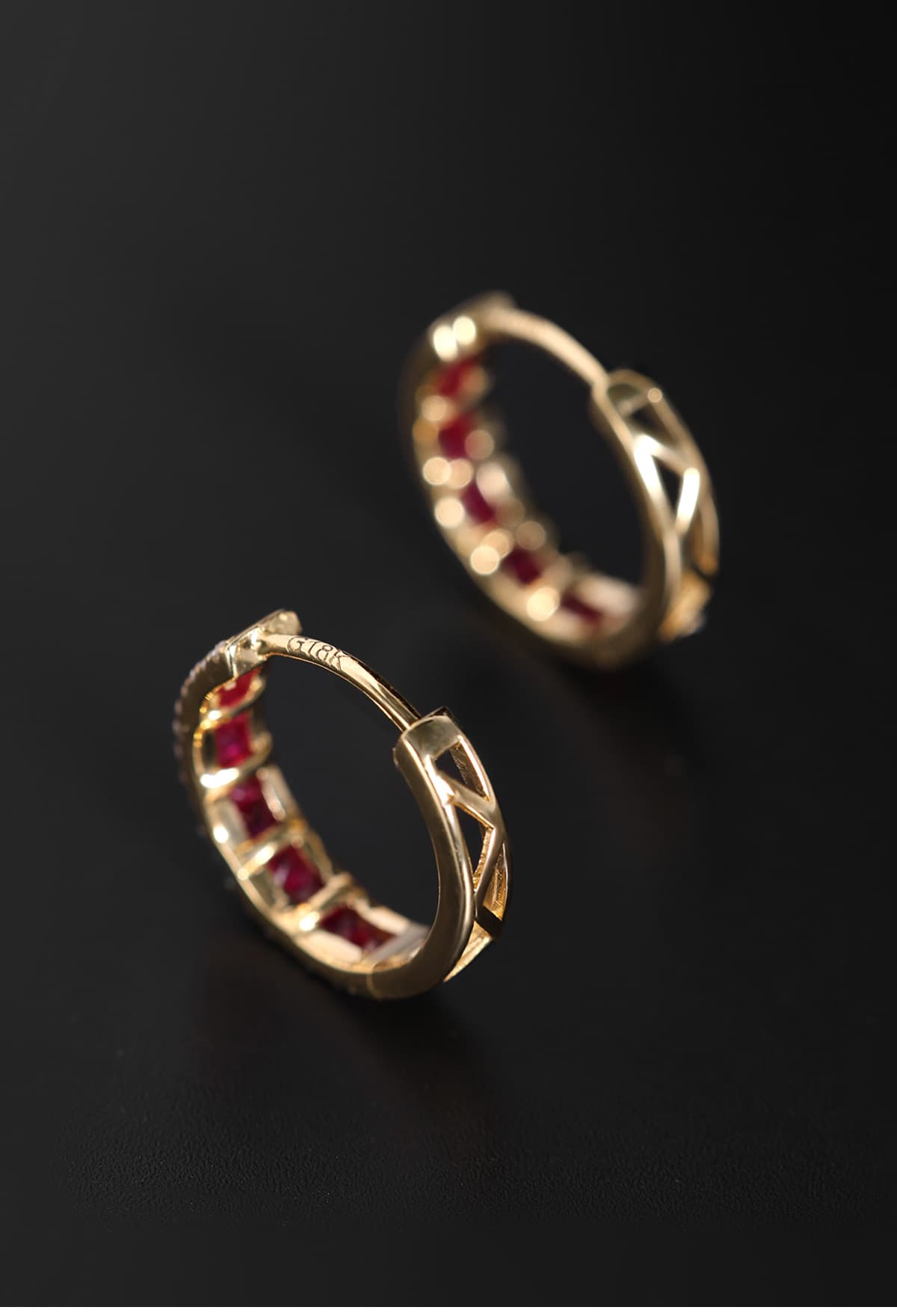 輝く情熱のフープイヤリング　パワーストーン アクセサリー 