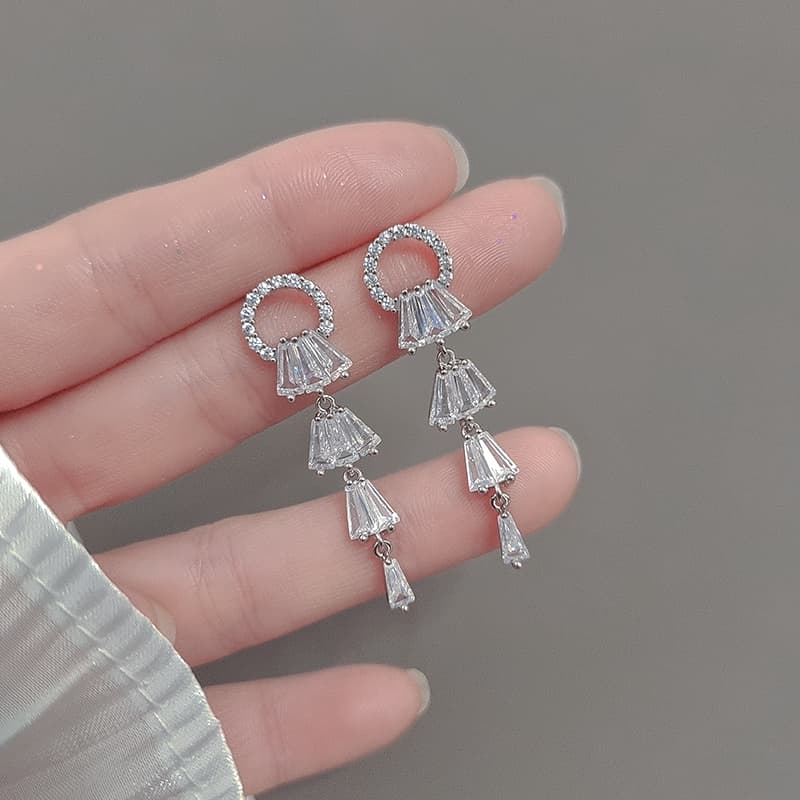 パワーストーン アクセサリー パワーストーン アクセサリー 煌めき水晶の涙滴イヤリング