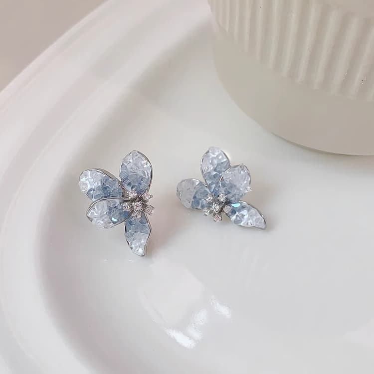 蝶々の舞い 天然石輝きイヤリング　パワーストーン アクセサリー 