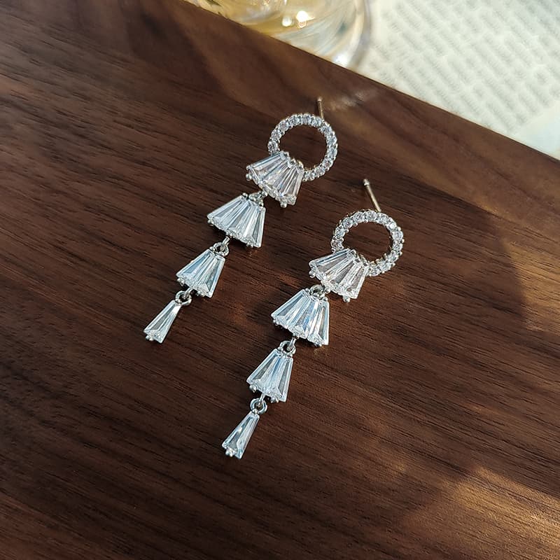 パワーストーン アクセサリー パワーストーン アクセサリー 煌めき水晶の涙滴イヤリング