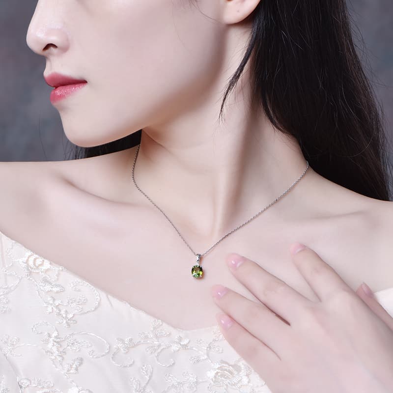 癒しの露滴 天然石ペンダント パワーストーン アクセサリー