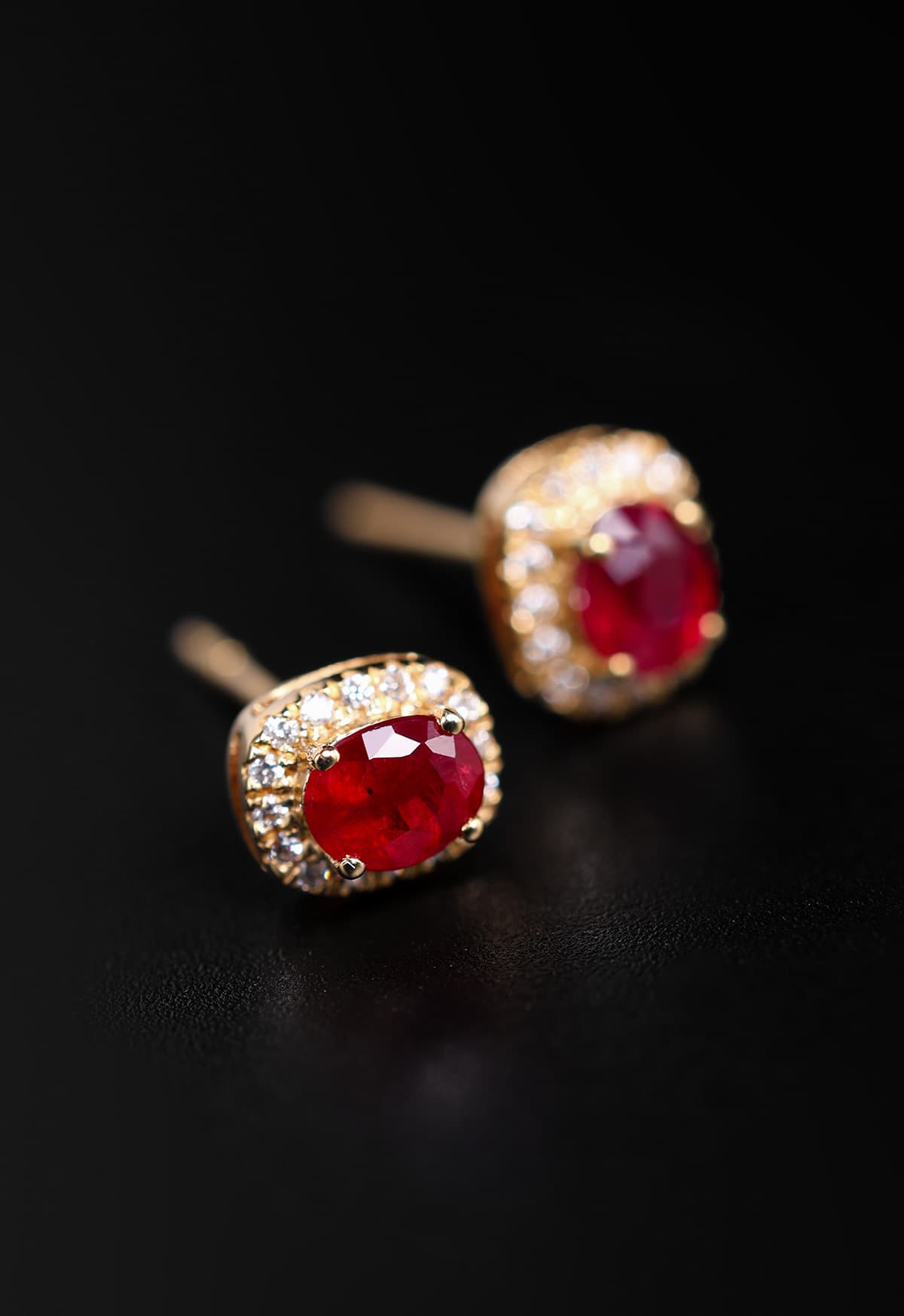 華麗な輝き 宝石の雫 スタッドピアス パワーストーン アクセサリー