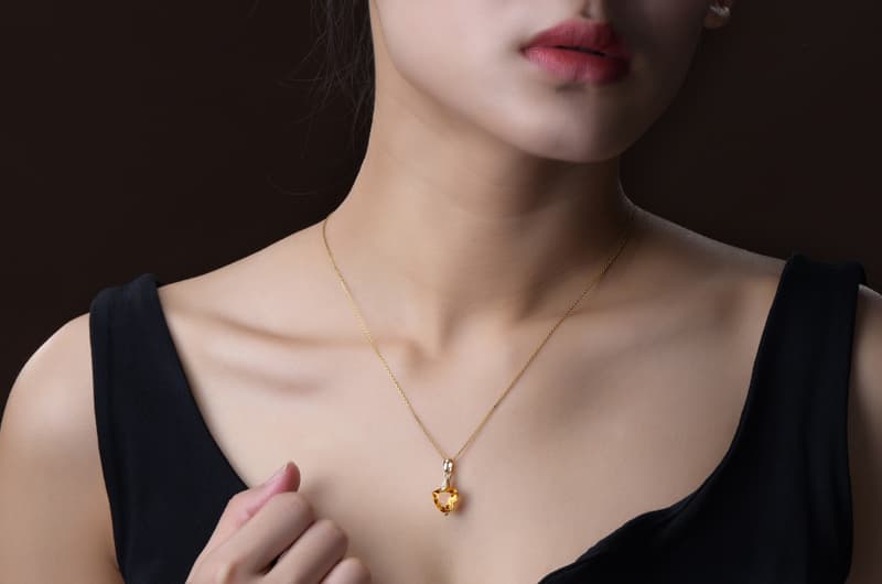 三角輝石 天然石ペンダント パワーストーン アクセサリー