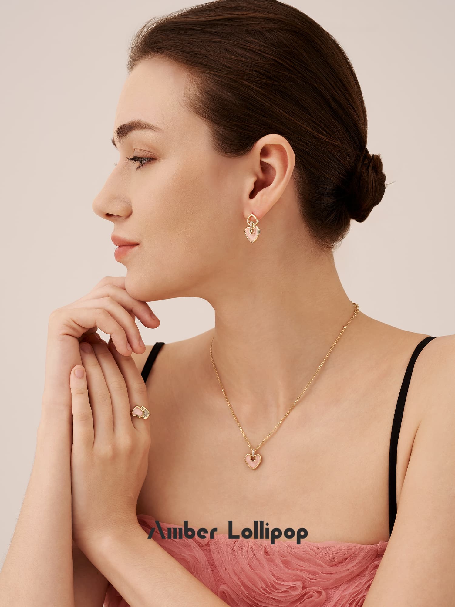 優美なハート型ペンダント 天然石の煌めき パワーストーン アクセサリー