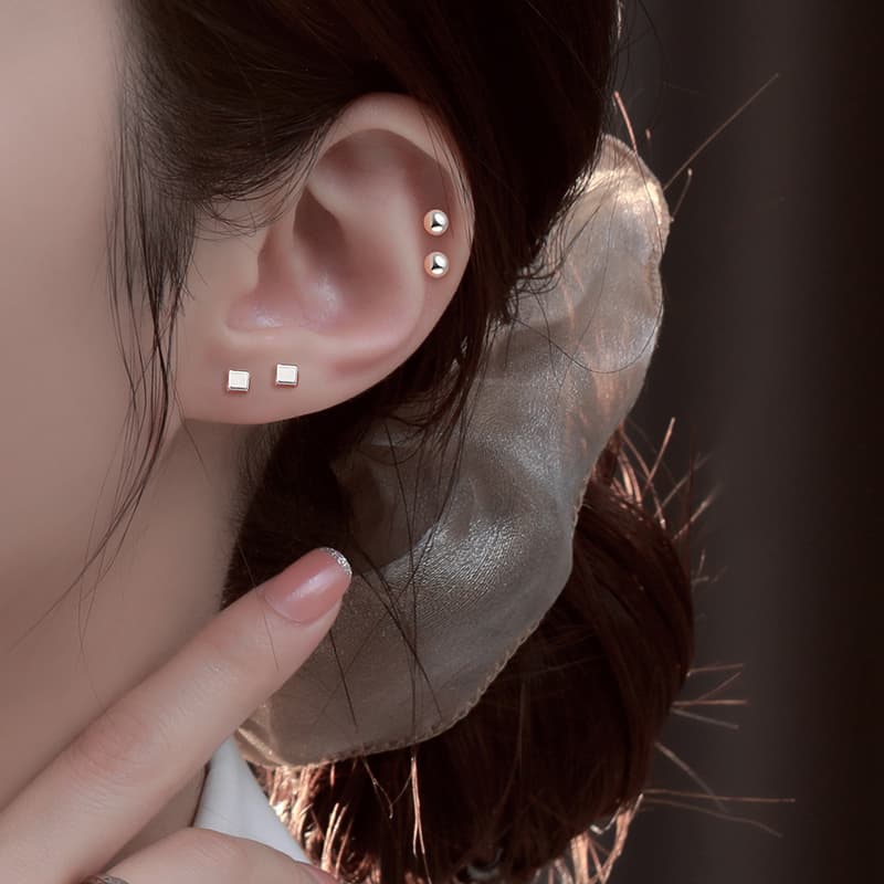 パワーストーン アクセサリー パワーストーン アクセサリー シンプル丸玉ピアス 純銀の輝き