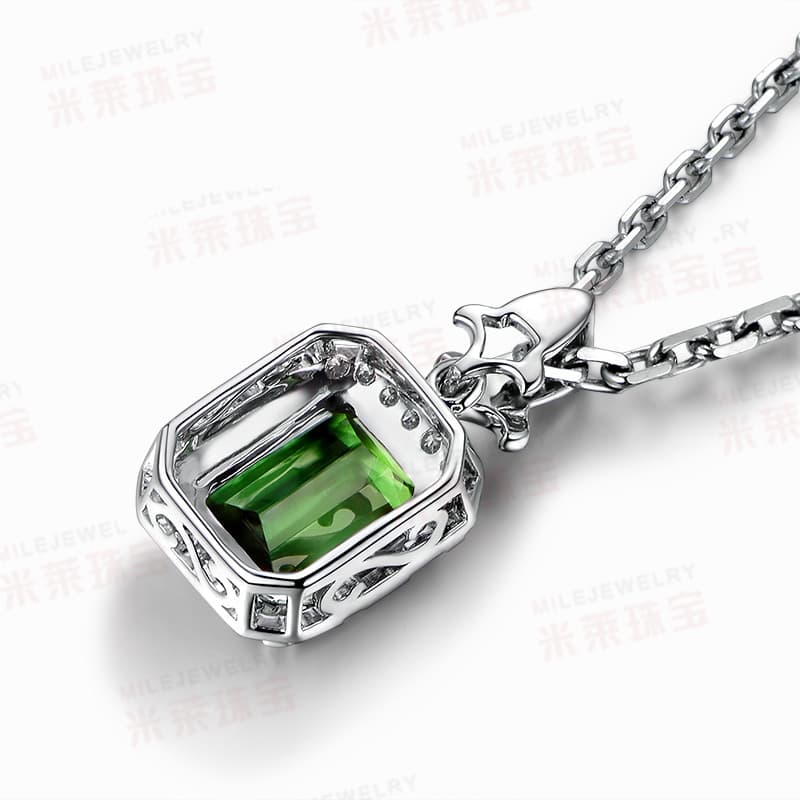 気品漂う翠玉の輝き 王者の護符 パワーストーン アクセサリー
