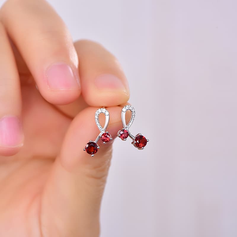 情熱の輝き 二連ルビーピアス パワーストーン アクセサリー
