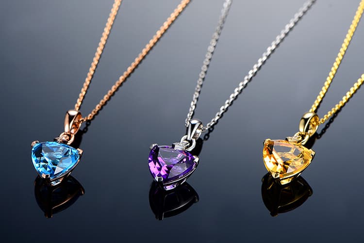 三角輝石 天然石ペンダント パワーストーン アクセサリー